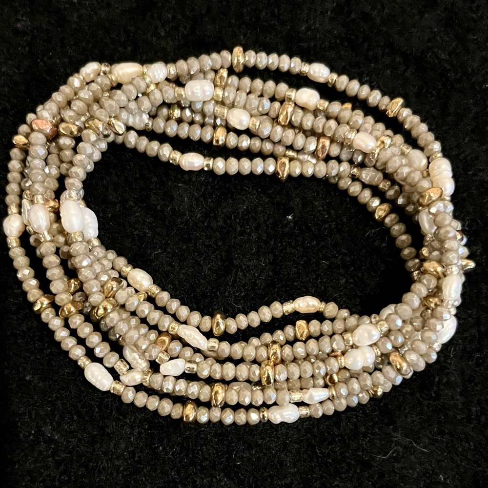 Crystal necklace with tiny sea pearls